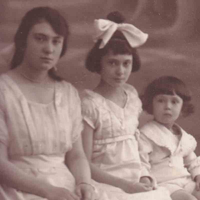 József Feldman (right) died during the war at age 25.